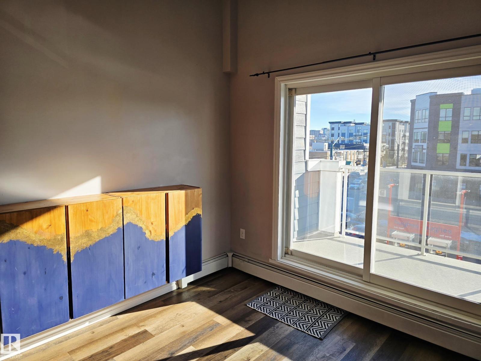 #401 10710 116 ST NW