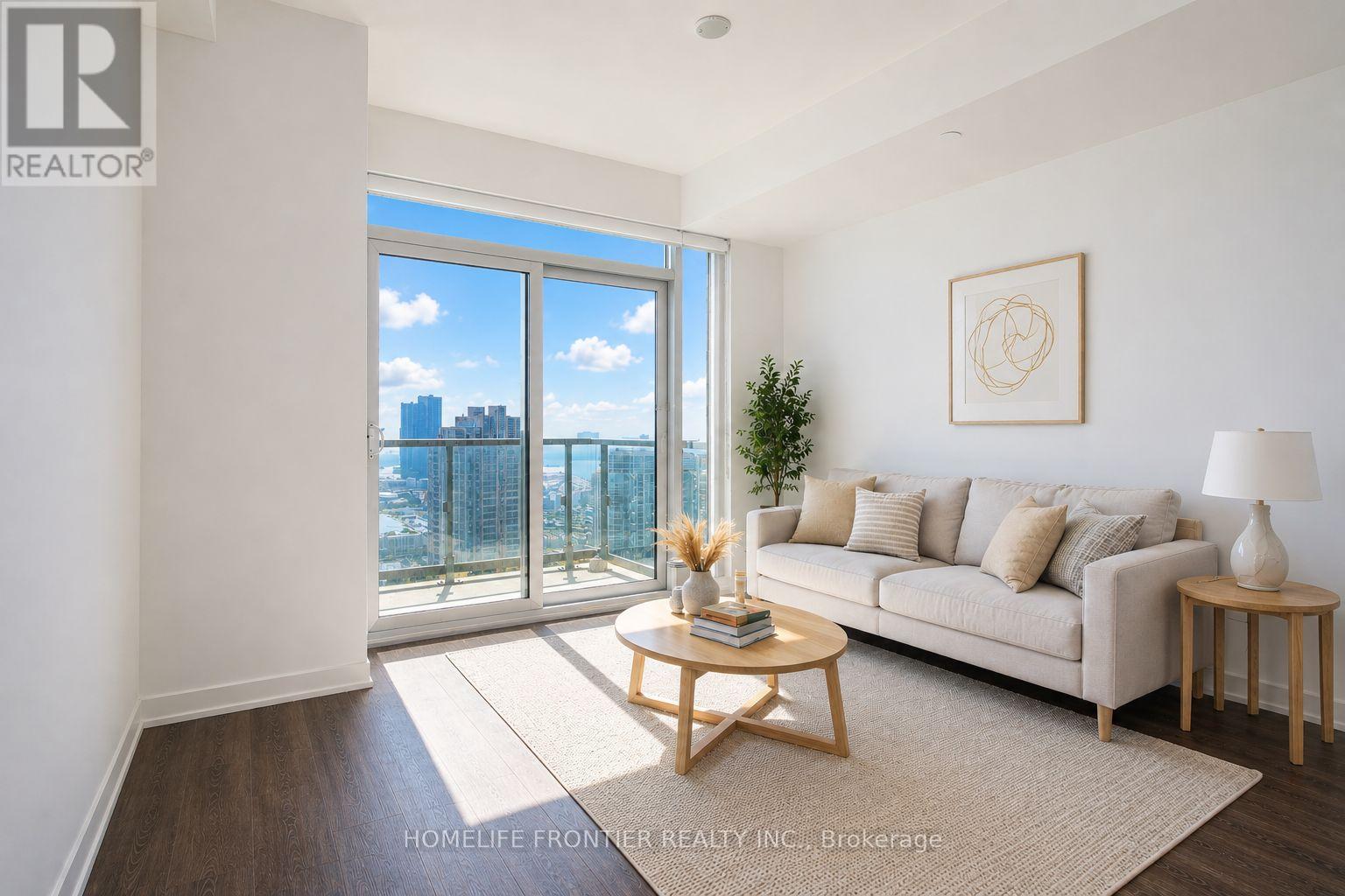 2310 - 7950 BATHURST STREET