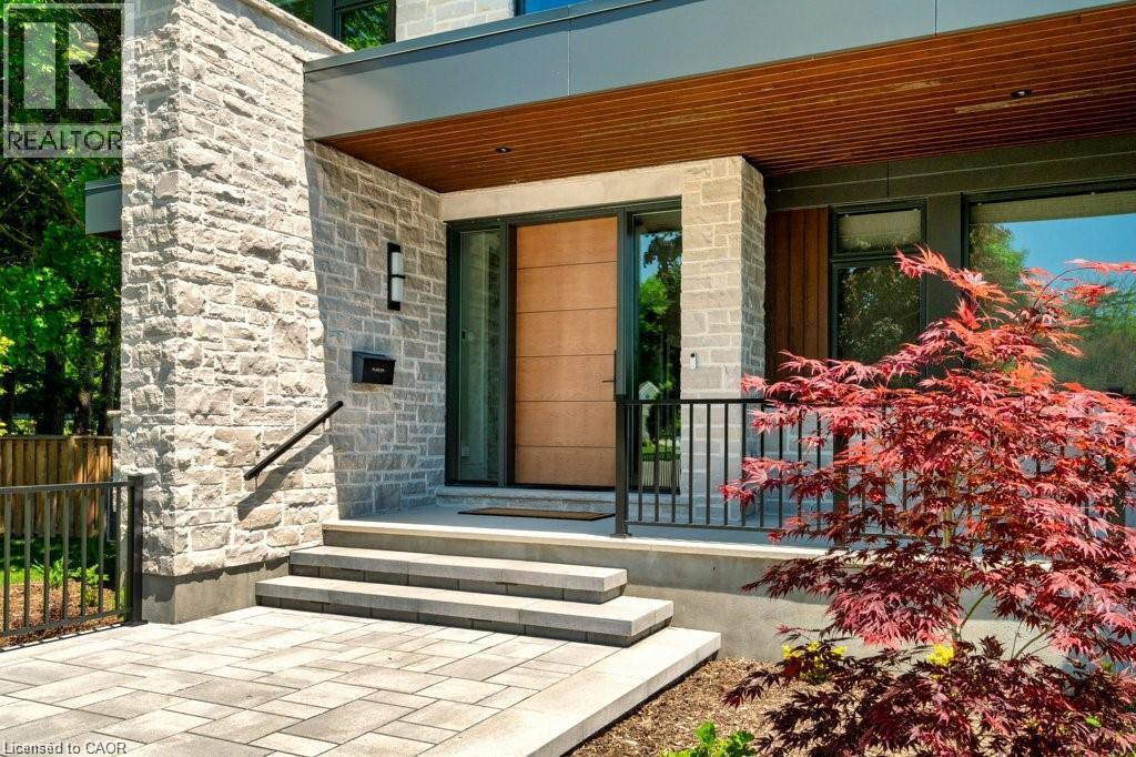 26 GOLFVIEW Place