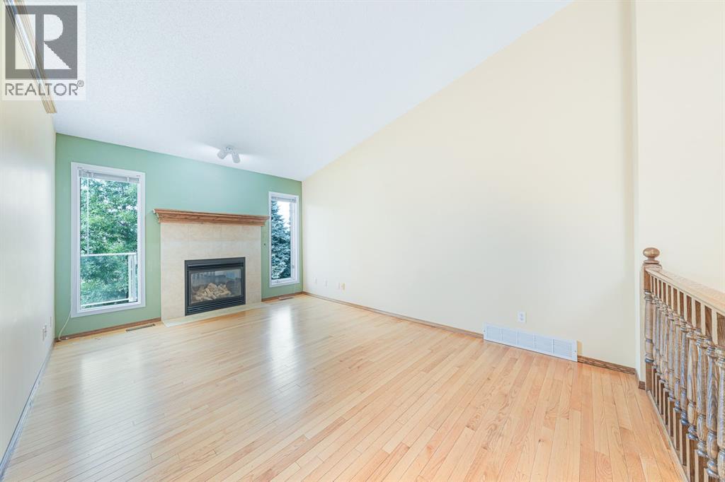 22 Douglas Woods Park SE