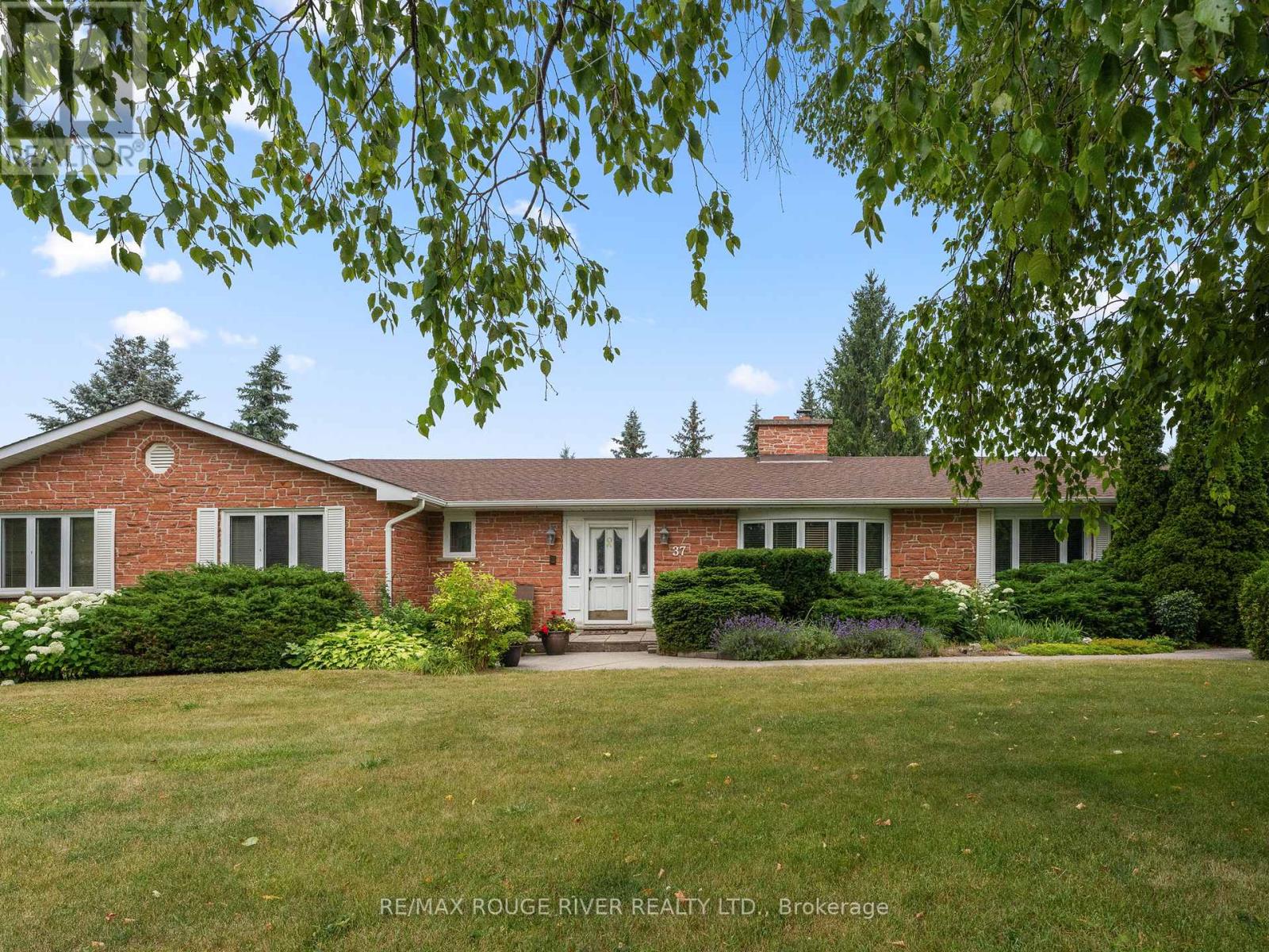 37 STONERIDGE ROAD