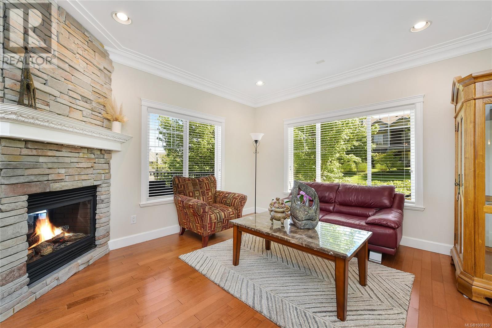 2110 Bishops Gate