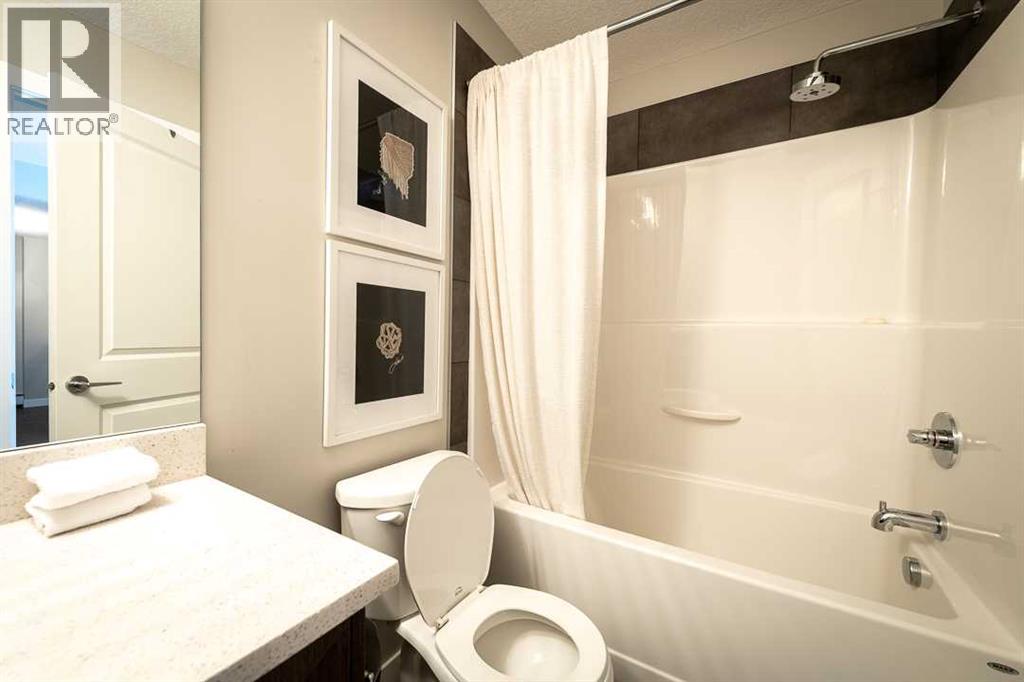 403, 607 17 Avenue NW