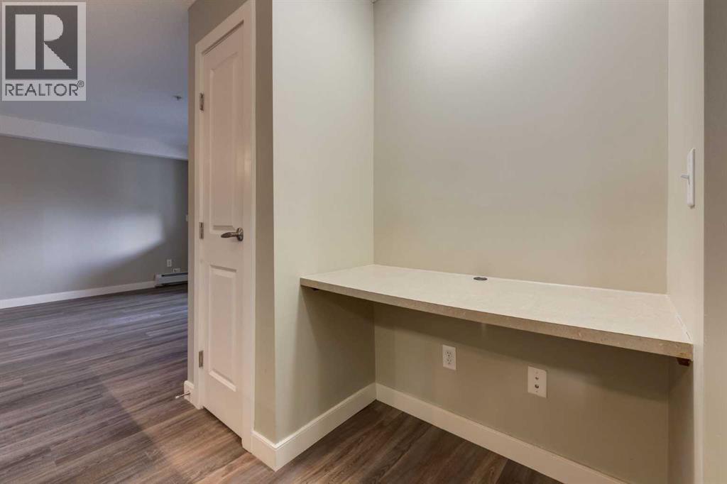 301, 108 Country Village Circle NE