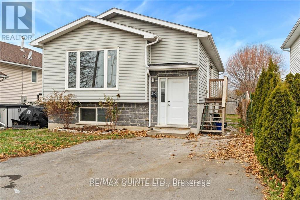 Photo 1 of 48 — 240 COLLEGE STREET E, Belleville (Belleville Ward), ON K8N2V9