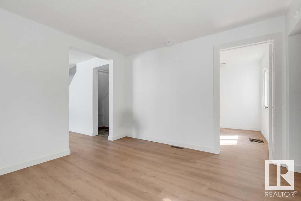 12209 92 ST NW