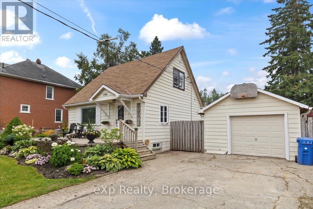496 MAIN STREET E