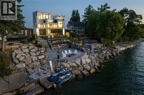 6 FIRELANE 11A Street Niagara-on-the-Lake ON L0S1J0