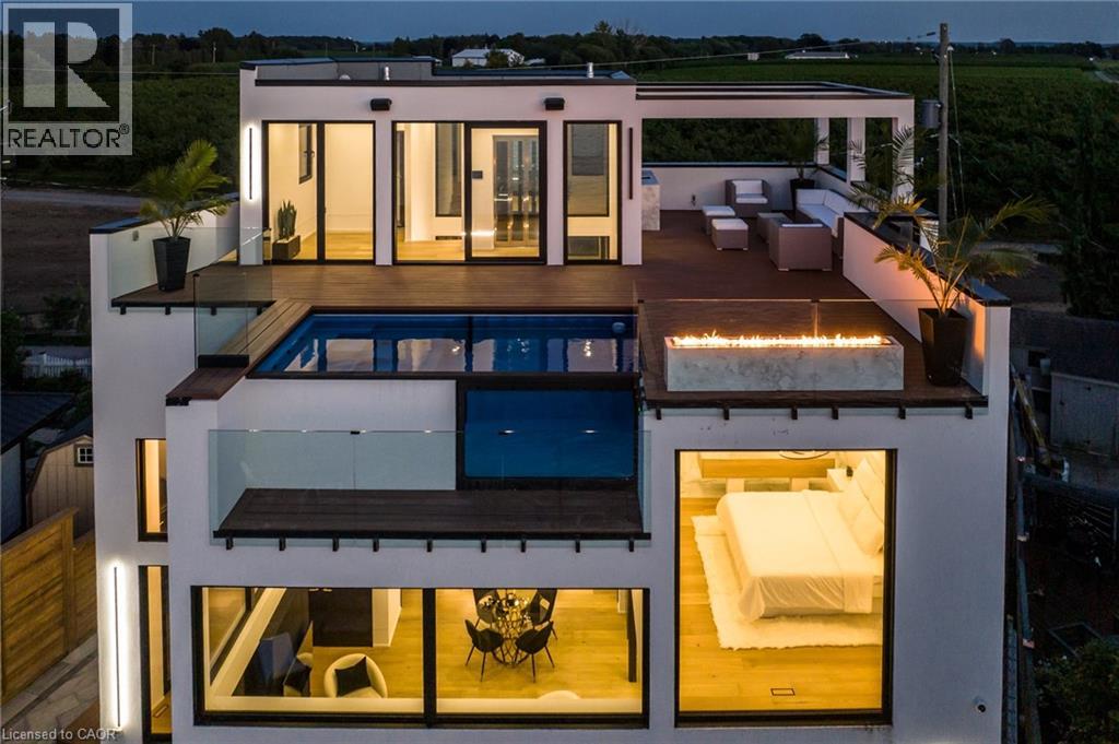 6 FIRELANE 11A Street