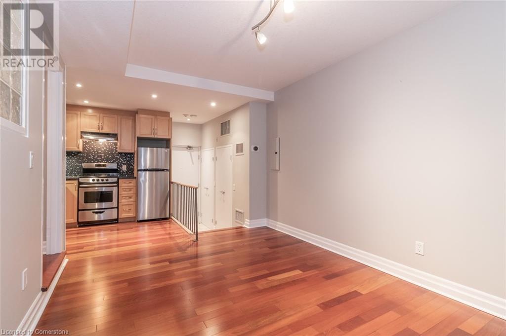 35 ALEXANDRA Avenue Unit# 103