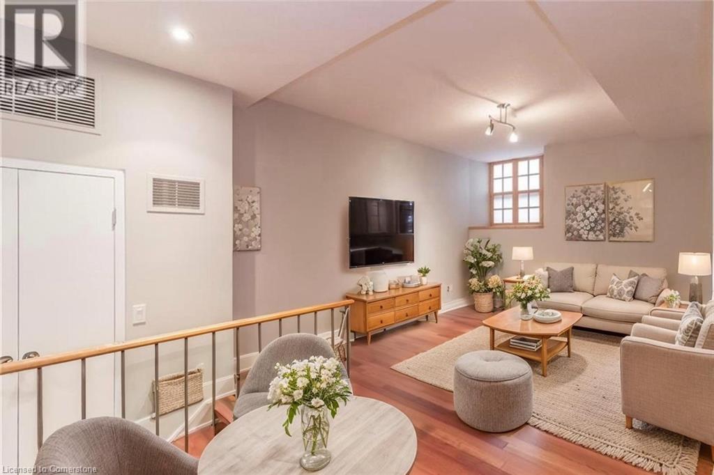 35 ALEXANDRA Avenue Unit# 103