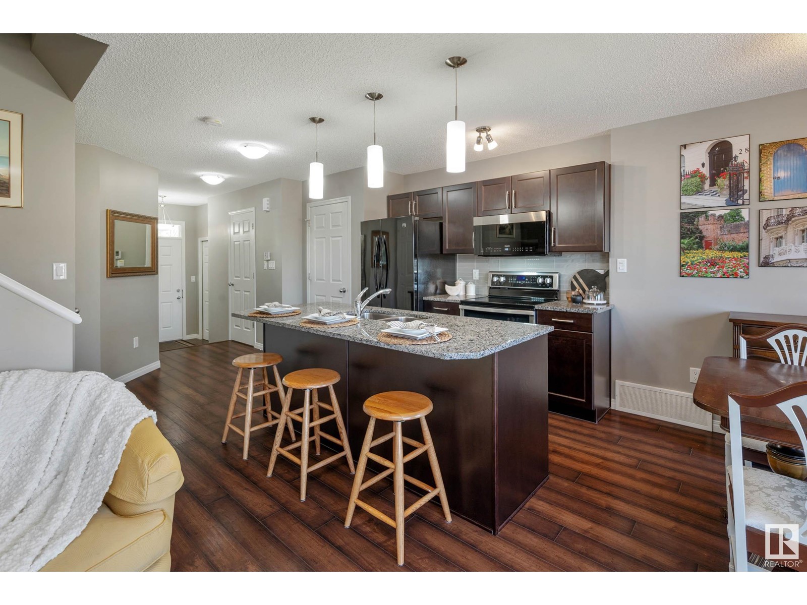 5385 CRABAPPLE LO SW
