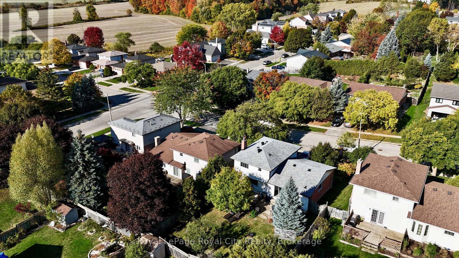 40 SHOEMAKER CRESCENT