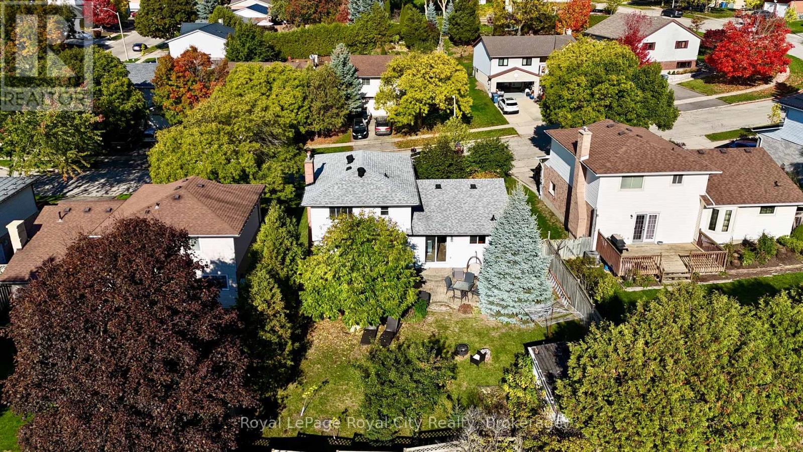 40 SHOEMAKER CRESCENT