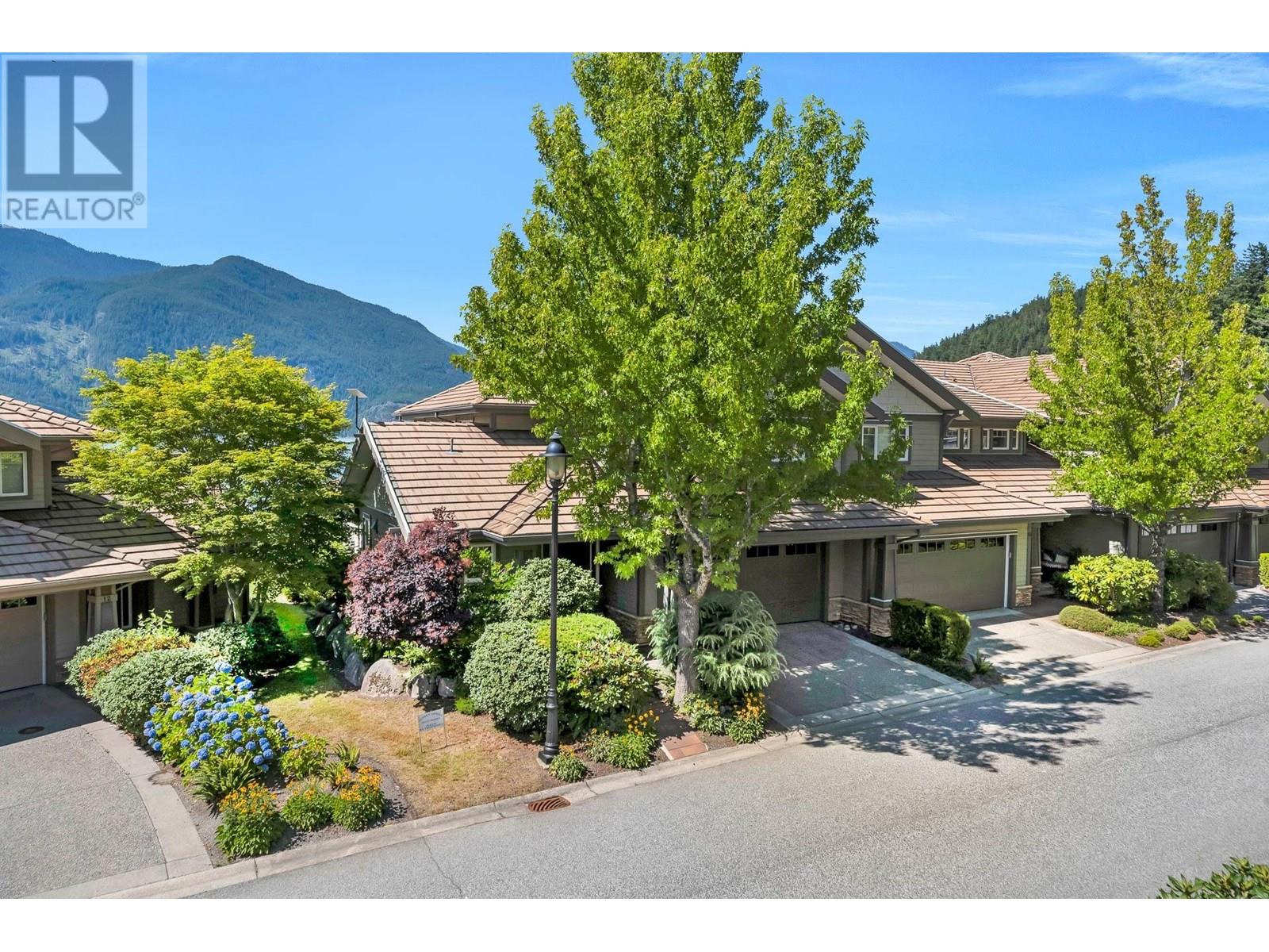 11 BEACH DRIVE