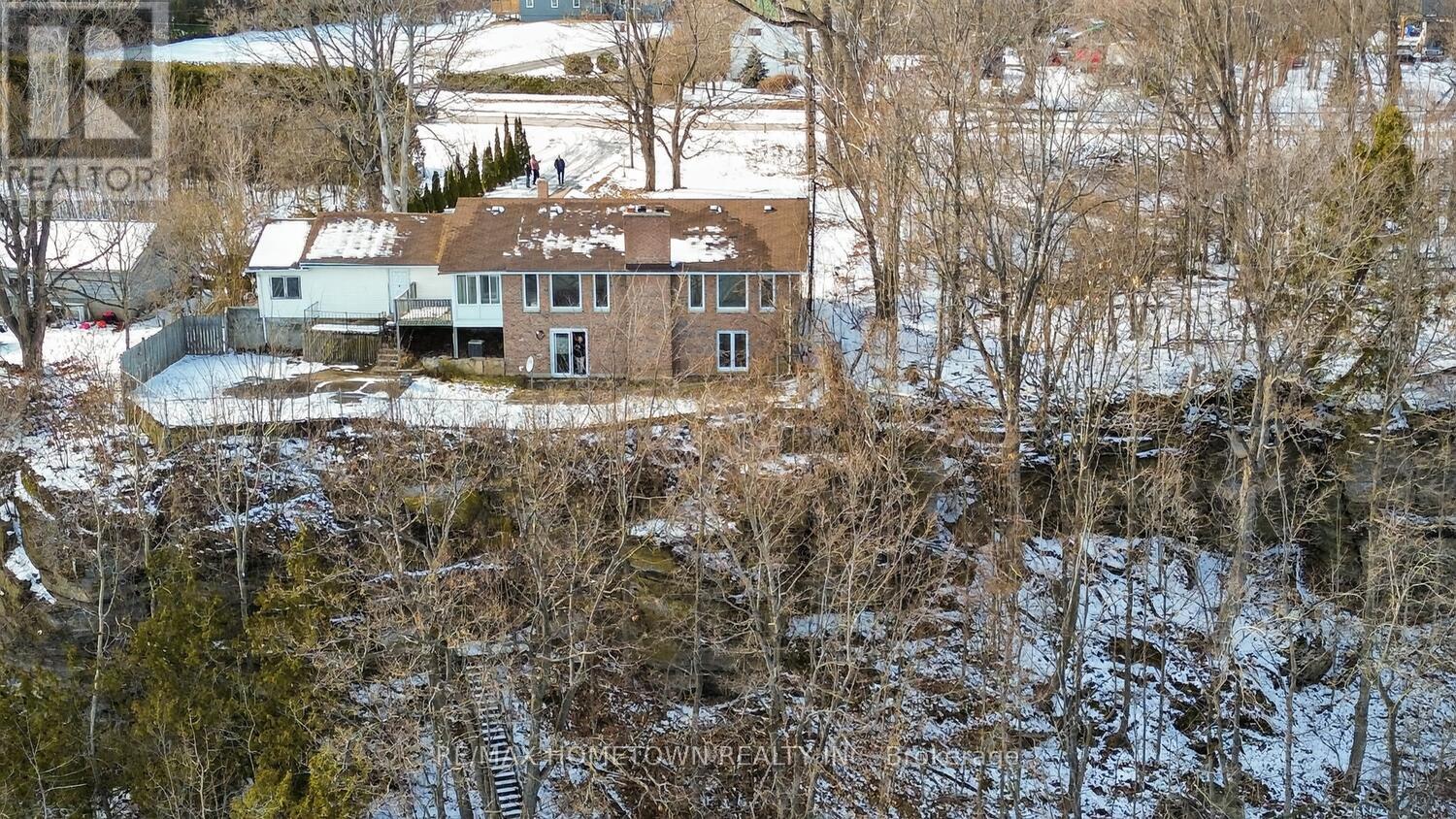 1327 1000 ISLANDS PARKWAY