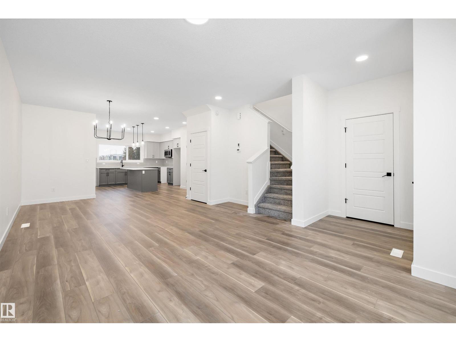 18103 85 ST NW