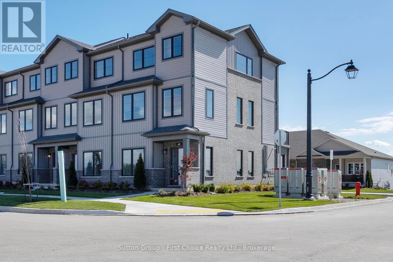 60 BALLADRY BOULEVARD