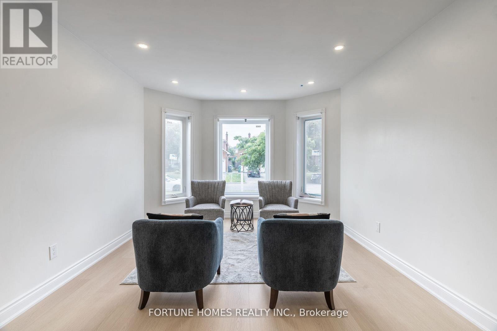 31 ORTONA DRIVE