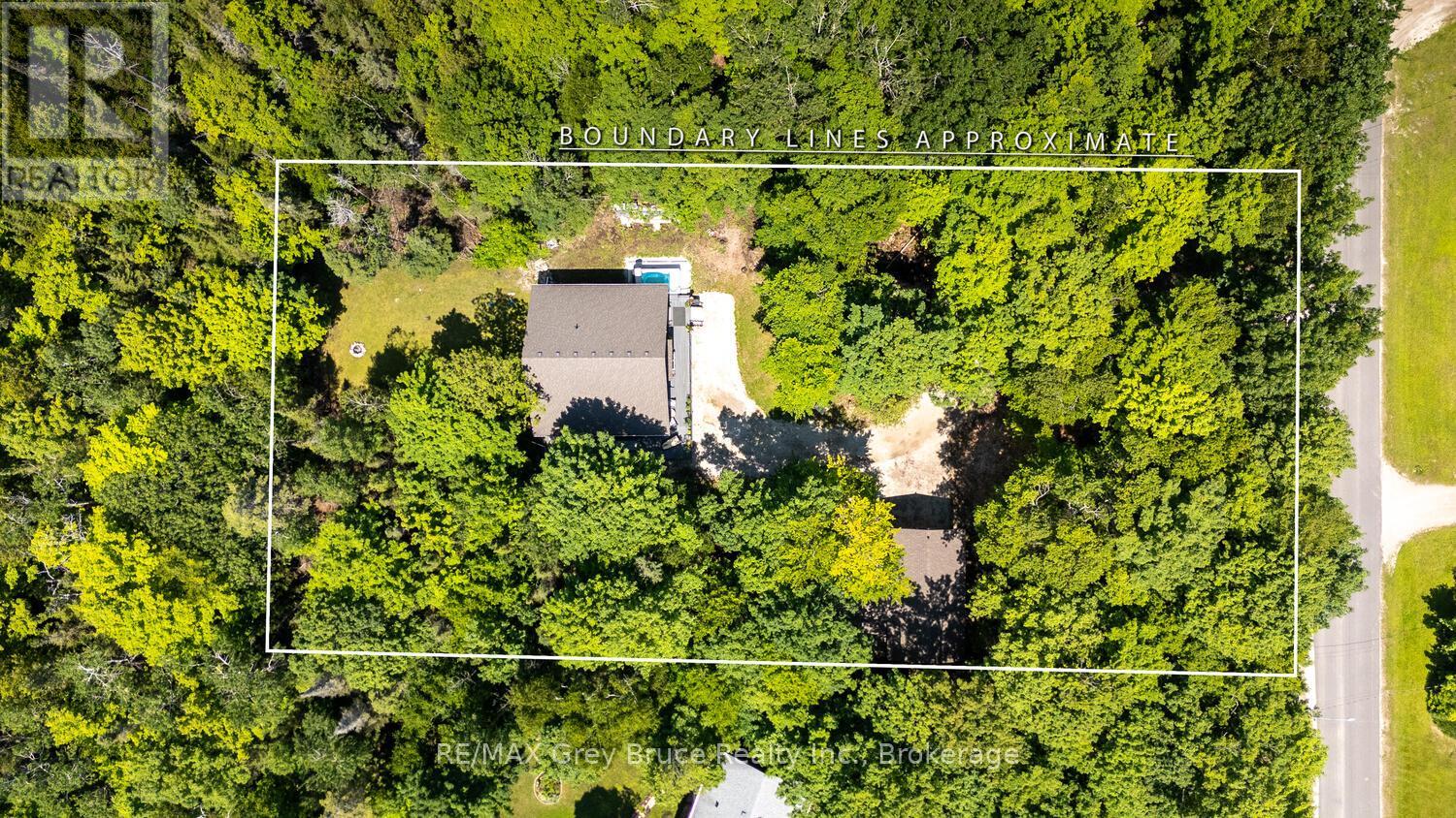 110 MAPLE GOLF CRESCENT