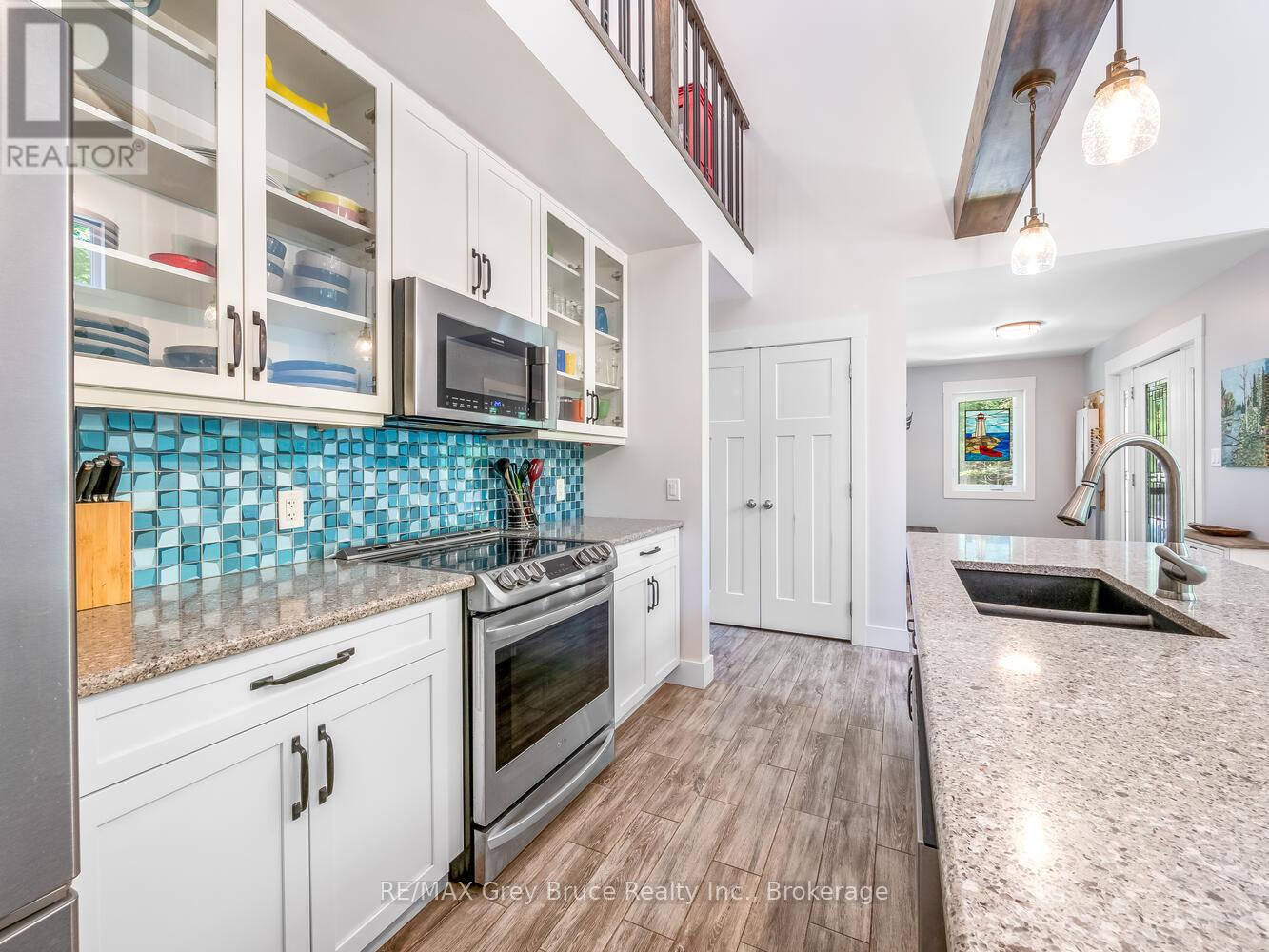 110 MAPLE GOLF CRESCENT