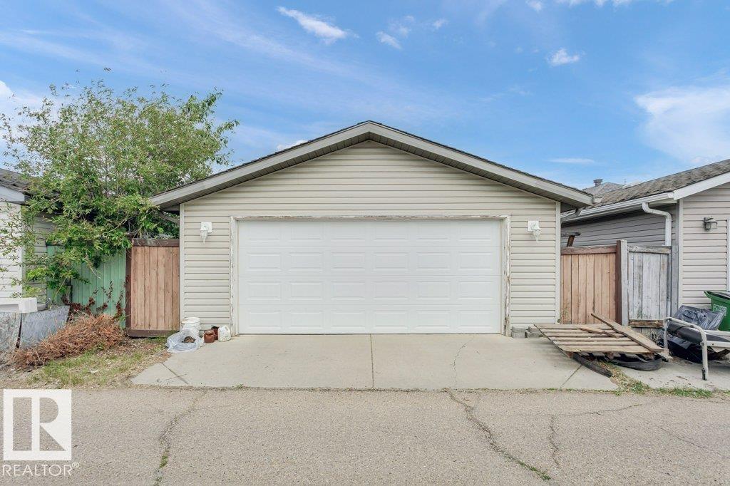 21331 89 AV NW