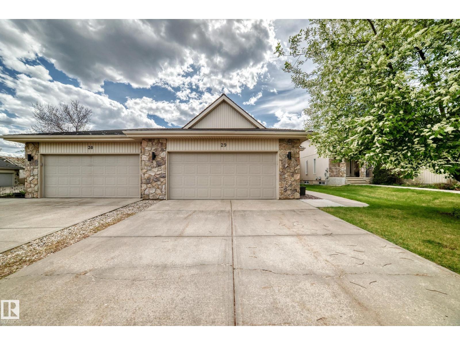 #29 929 Picard DR NW