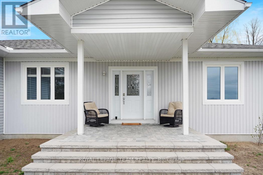 986 SOUTH GOWER DRIVE