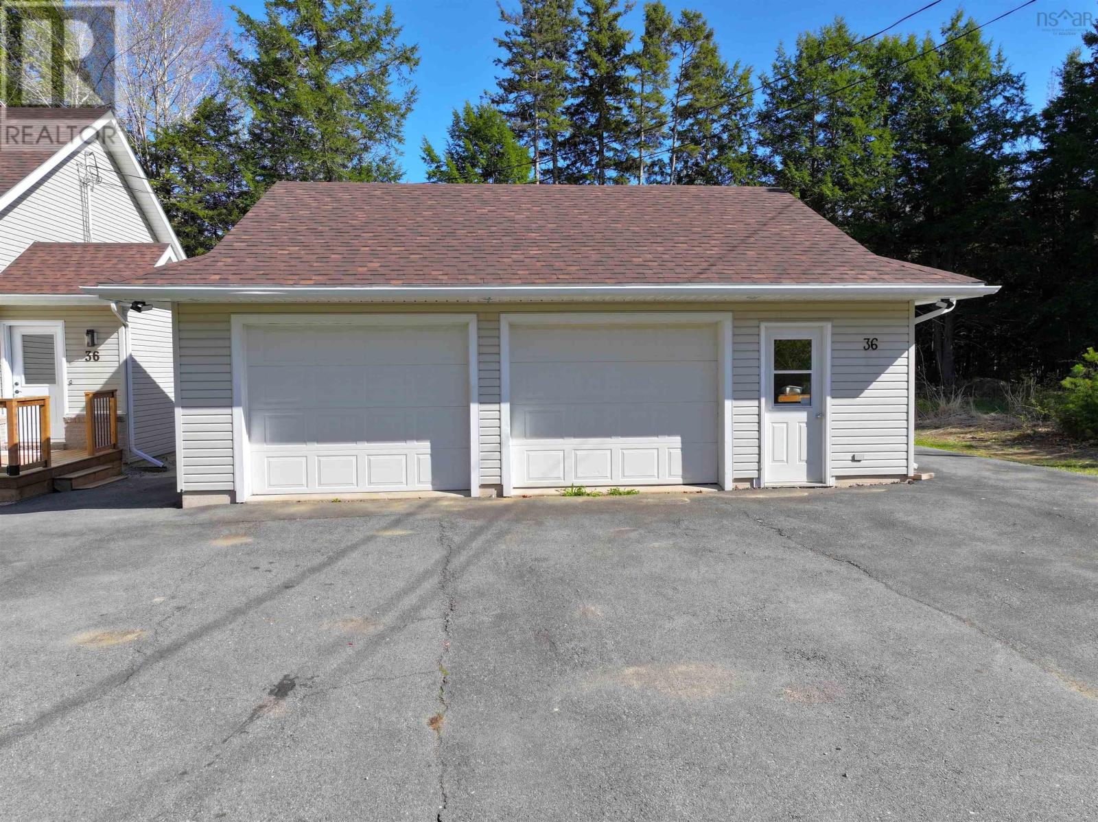 36 GAIL Avenue