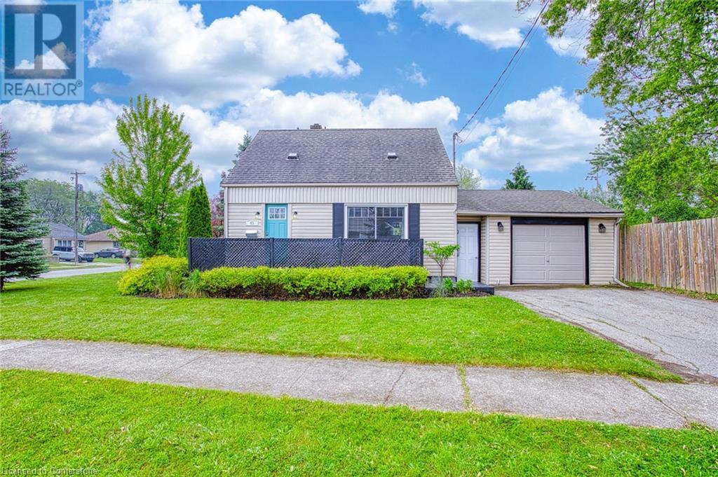 45 WHYTE Avenue N