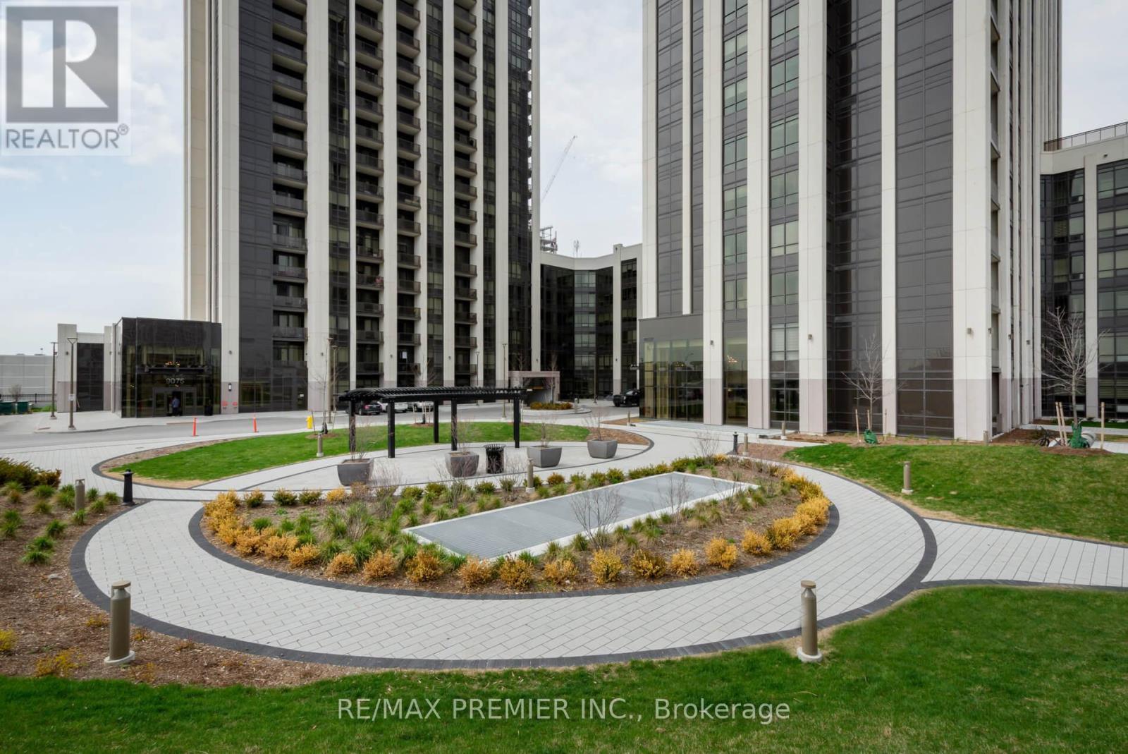 909 - 9085 JANE STREET