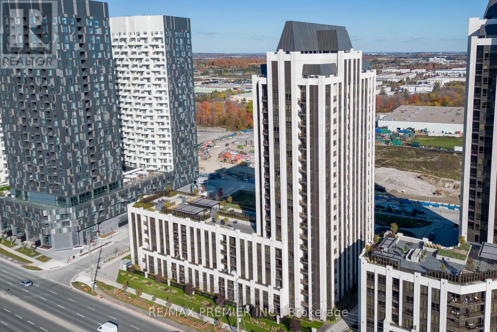 909 - 9085 JANE STREET