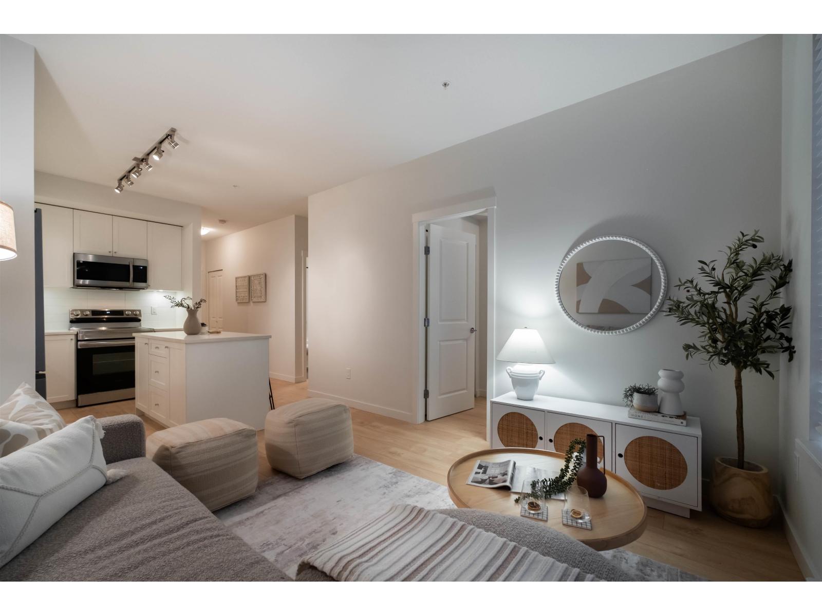 113 15858 FRASER HIGHWAY