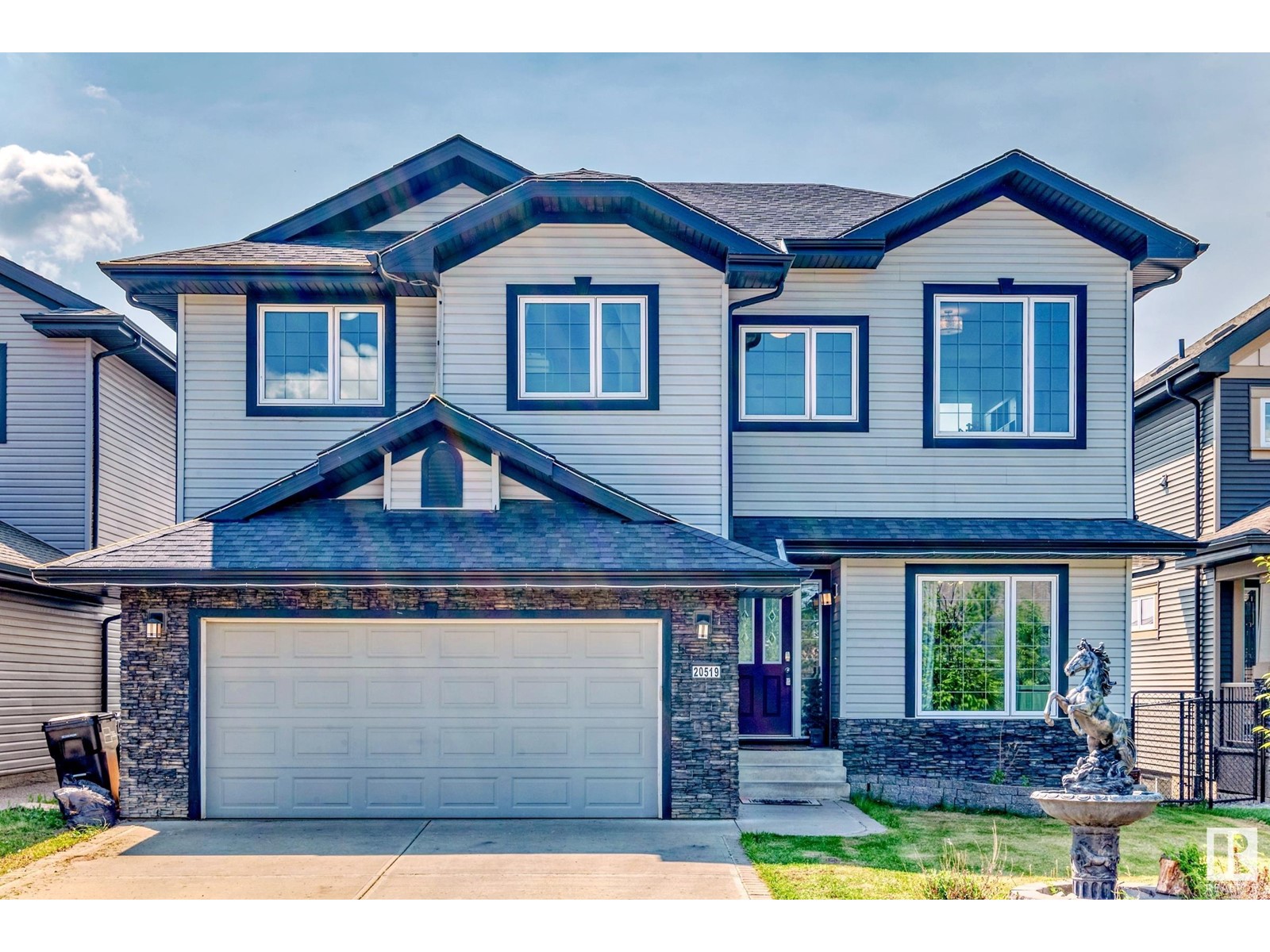 20519 95 AV NW