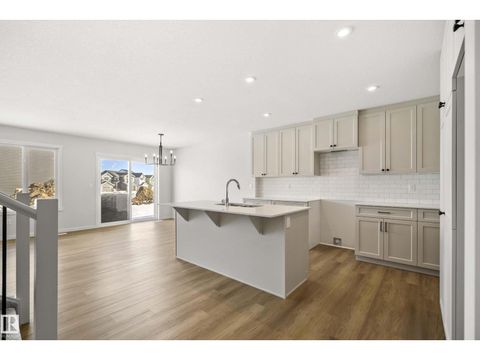 344 172 AV NW Edmonton AB T5Y4K9