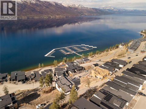 3356 Black Pine Lane Kelowna BC V1V3G1