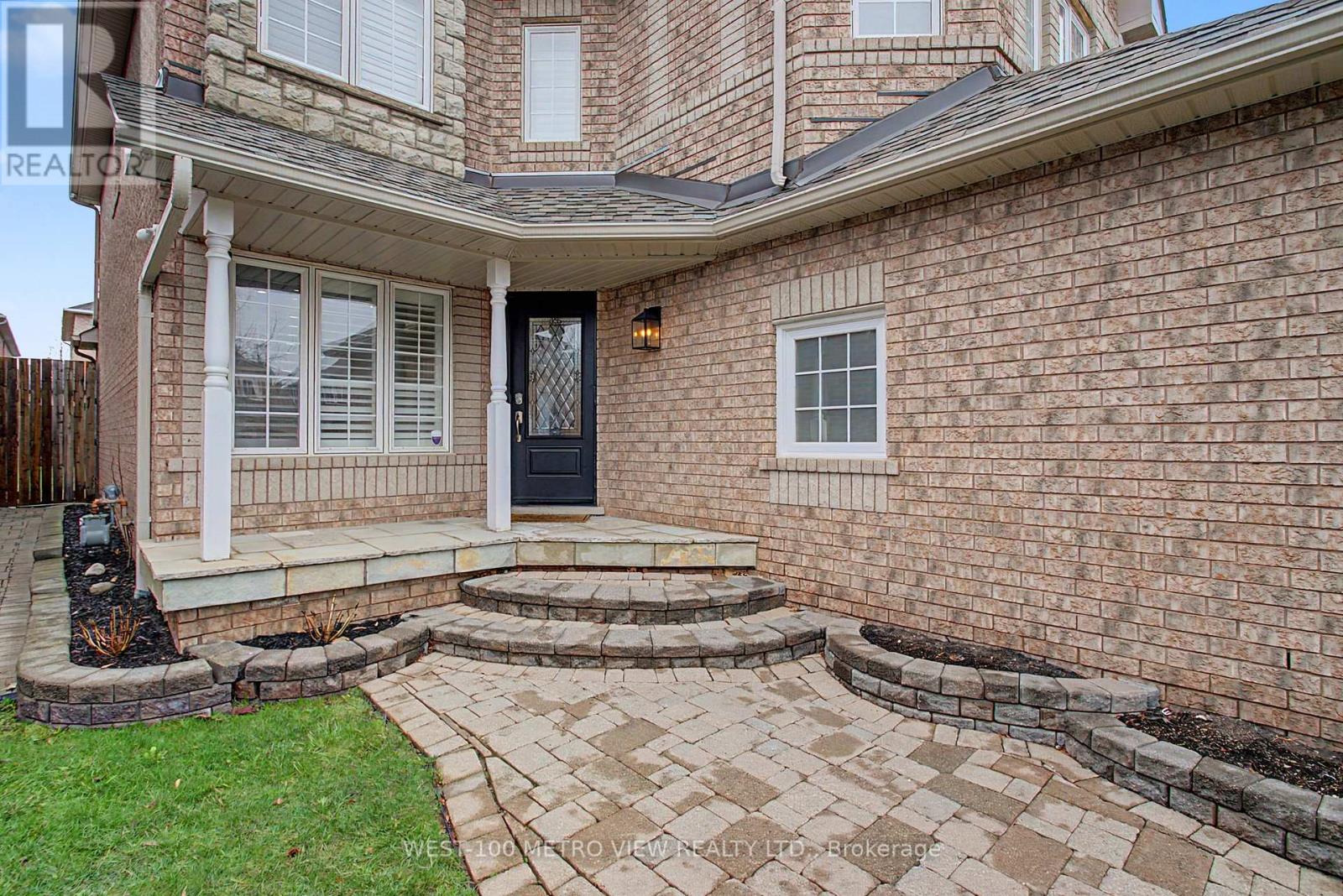 57 FORSYTH CRESCENT