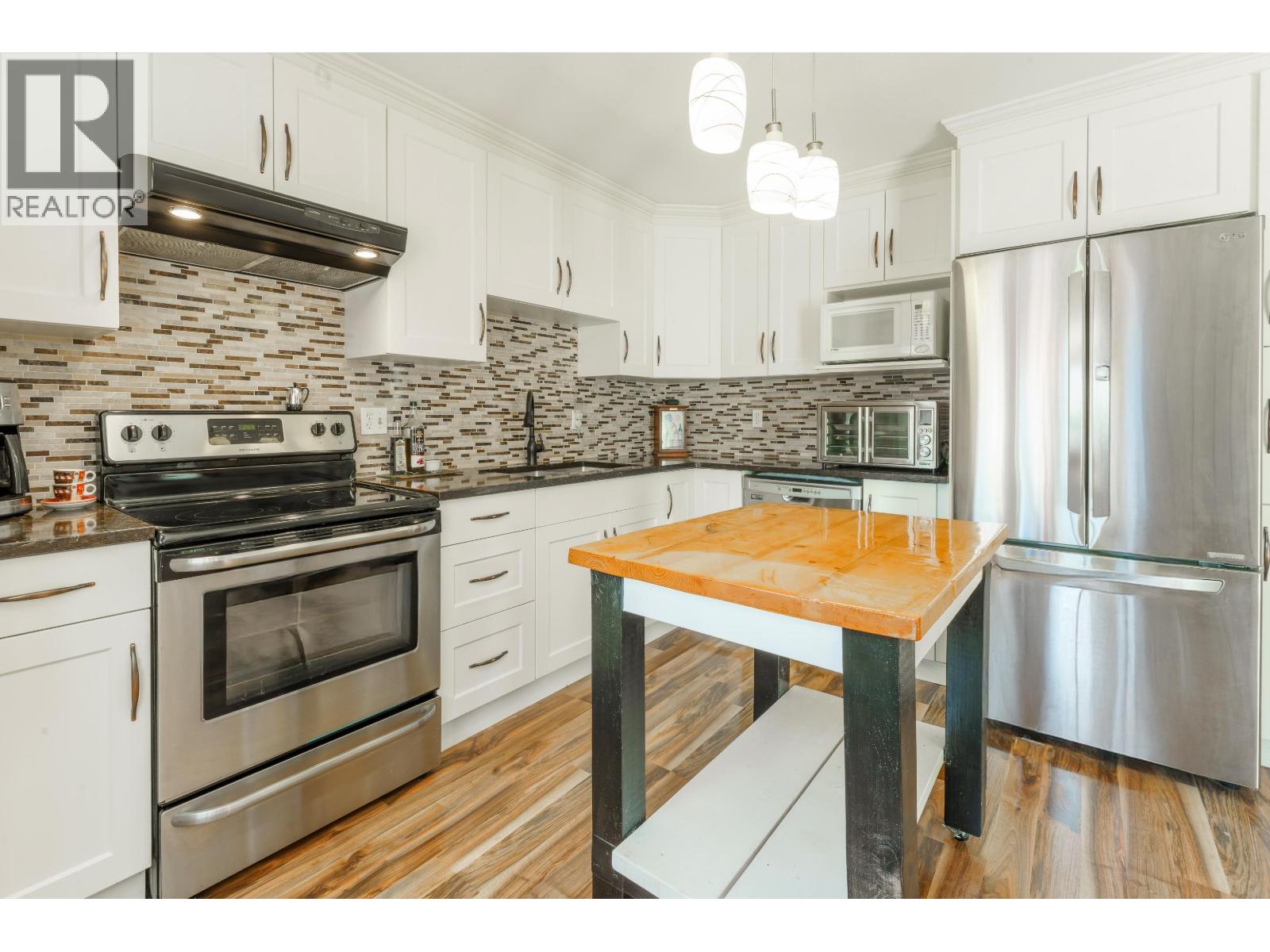 11 2352 PITT RIVER ROAD