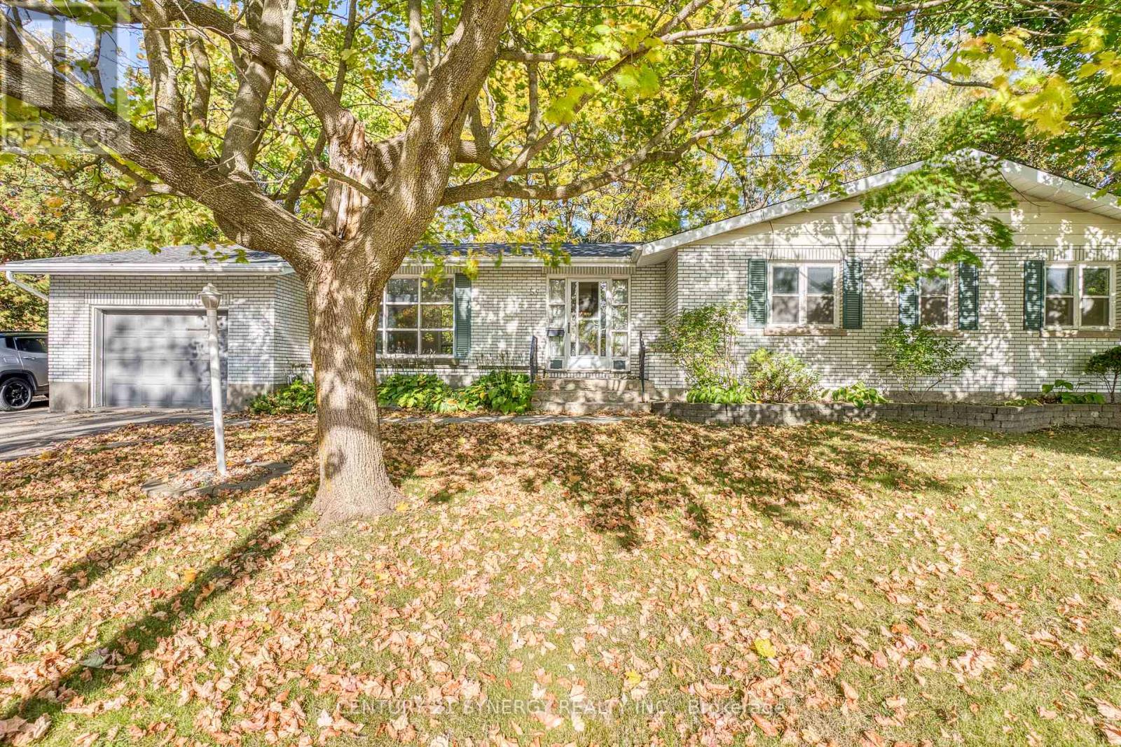 55 DRUMMOND STREET W