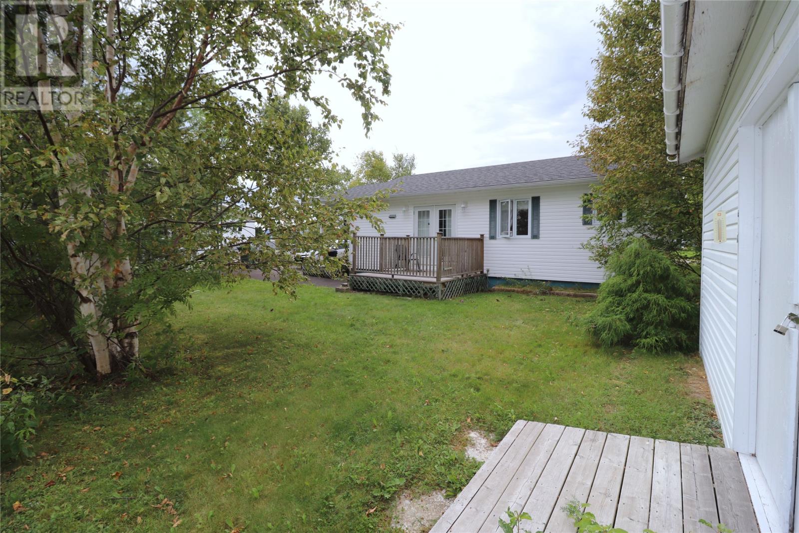 24 Sunrise Crescent