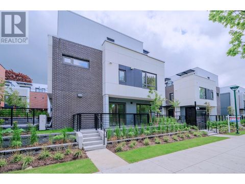 6322 OAK STREET Vancouver BC V6M2W4