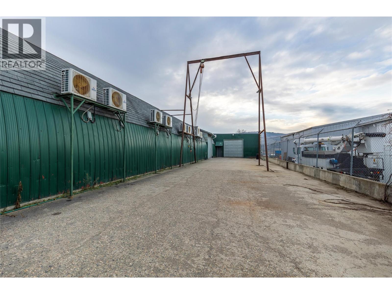 6248 Pleasant Valley Road