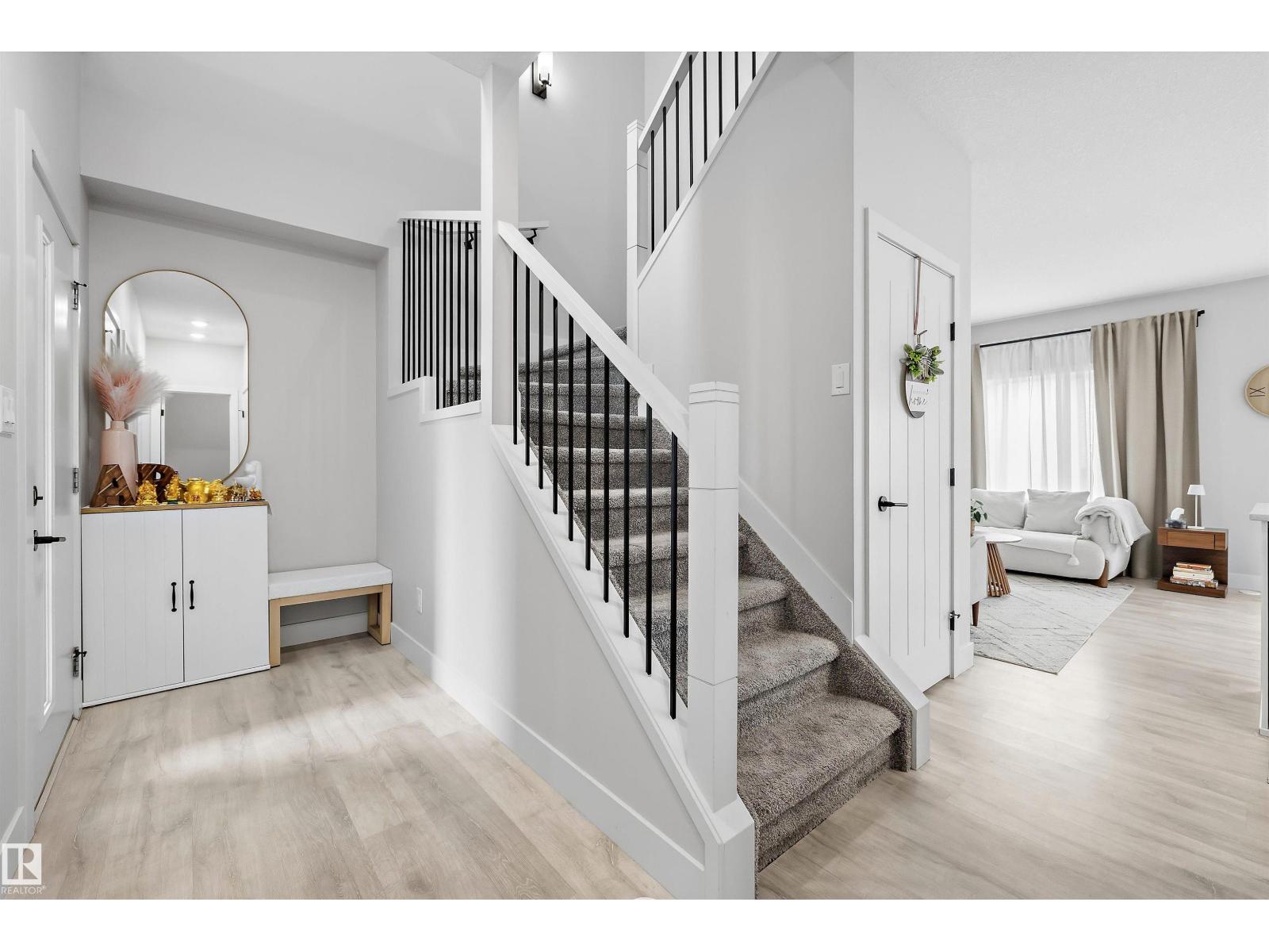 134 AMBLESIDE WY