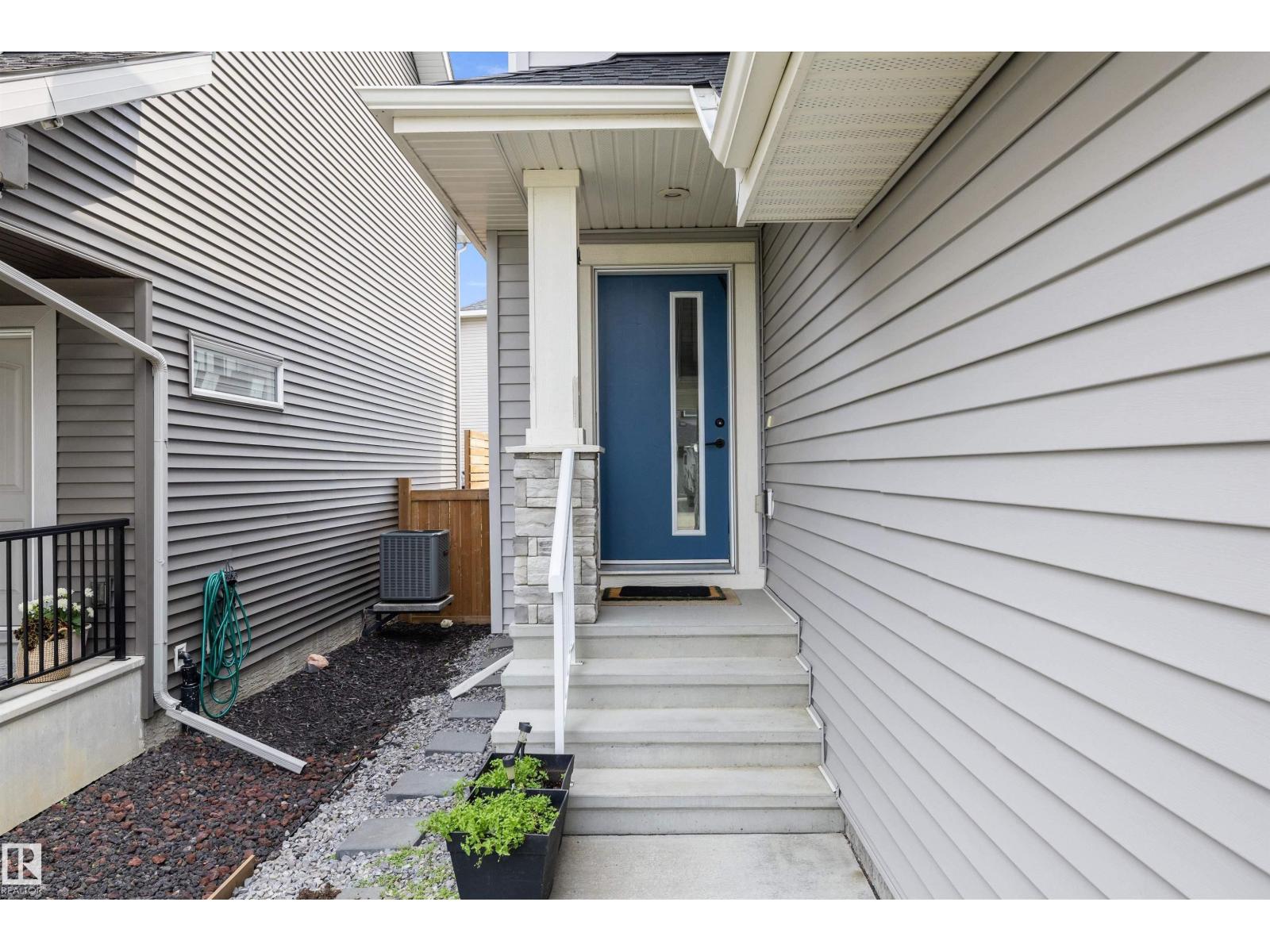 134 AMBLESIDE WY