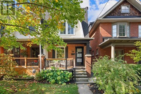 28 PICKERING STREET Toronto (East End-Danforth) ON M4E3J6