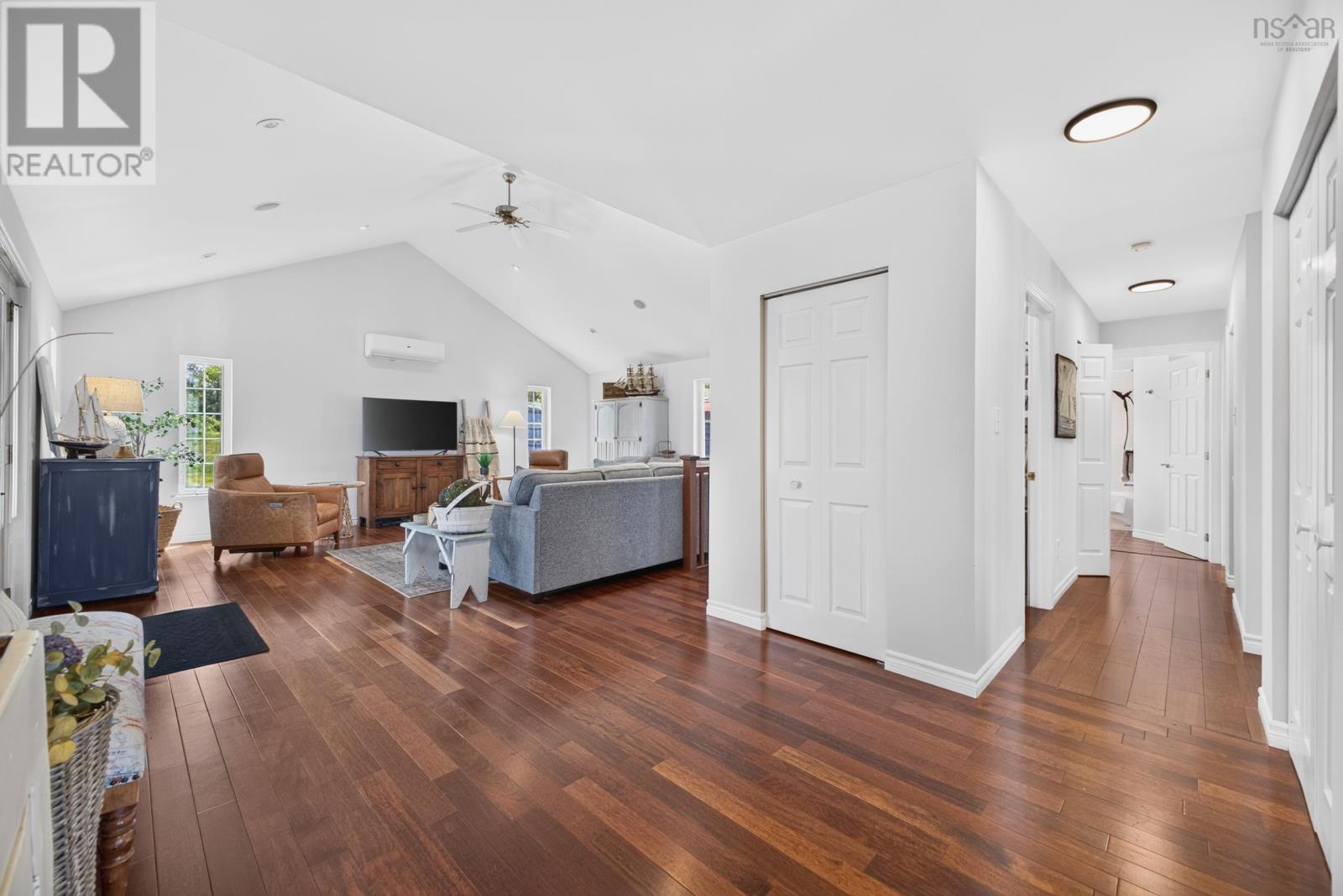 969 BLUE SEA Road