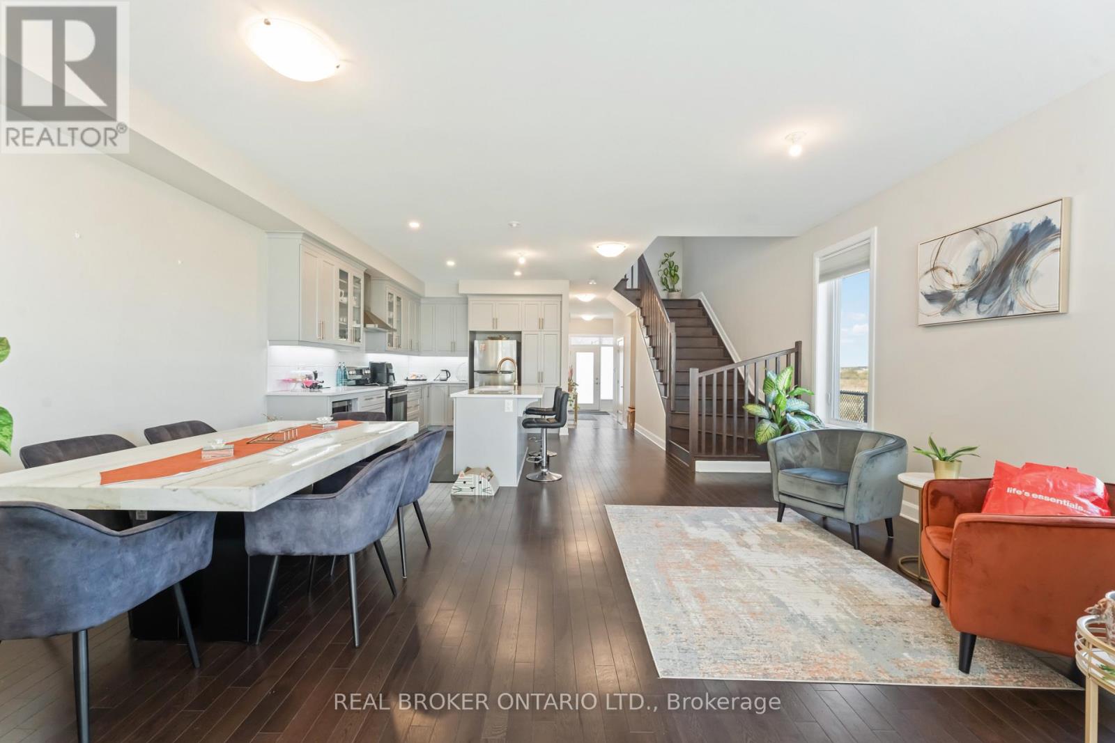 675 TALIESIN CRESCENT