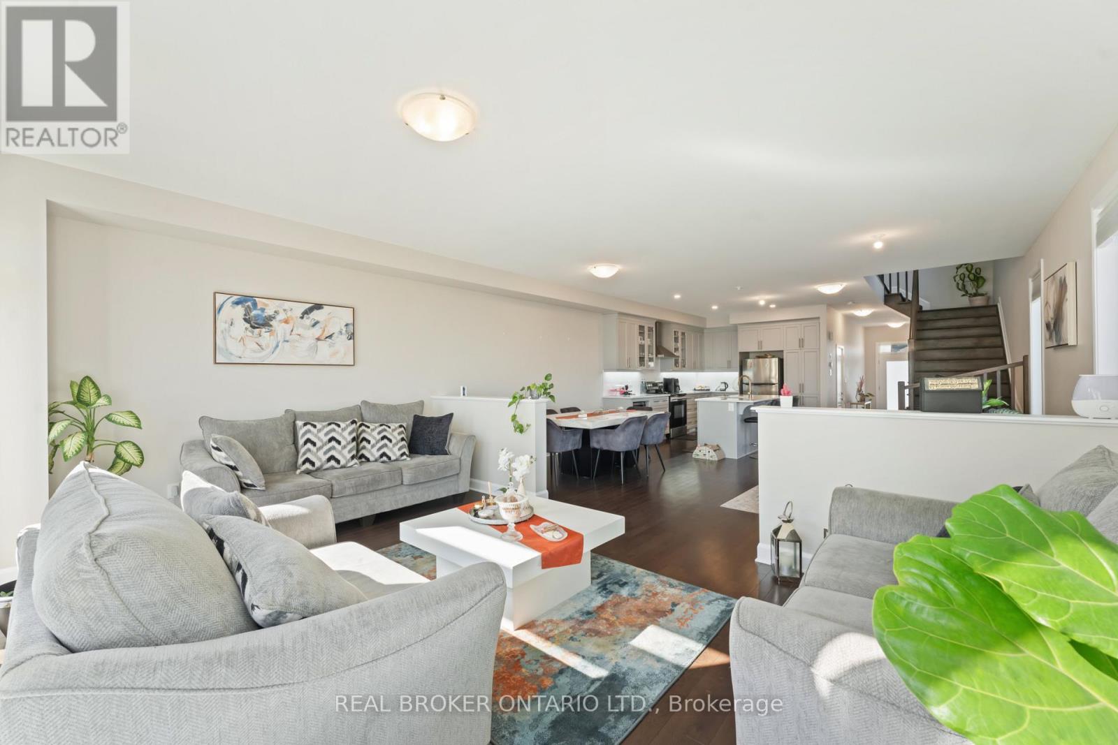 675 TALIESIN CRESCENT