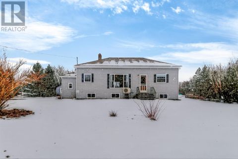 170 Kingston Road Cornwall PE C0A1H9