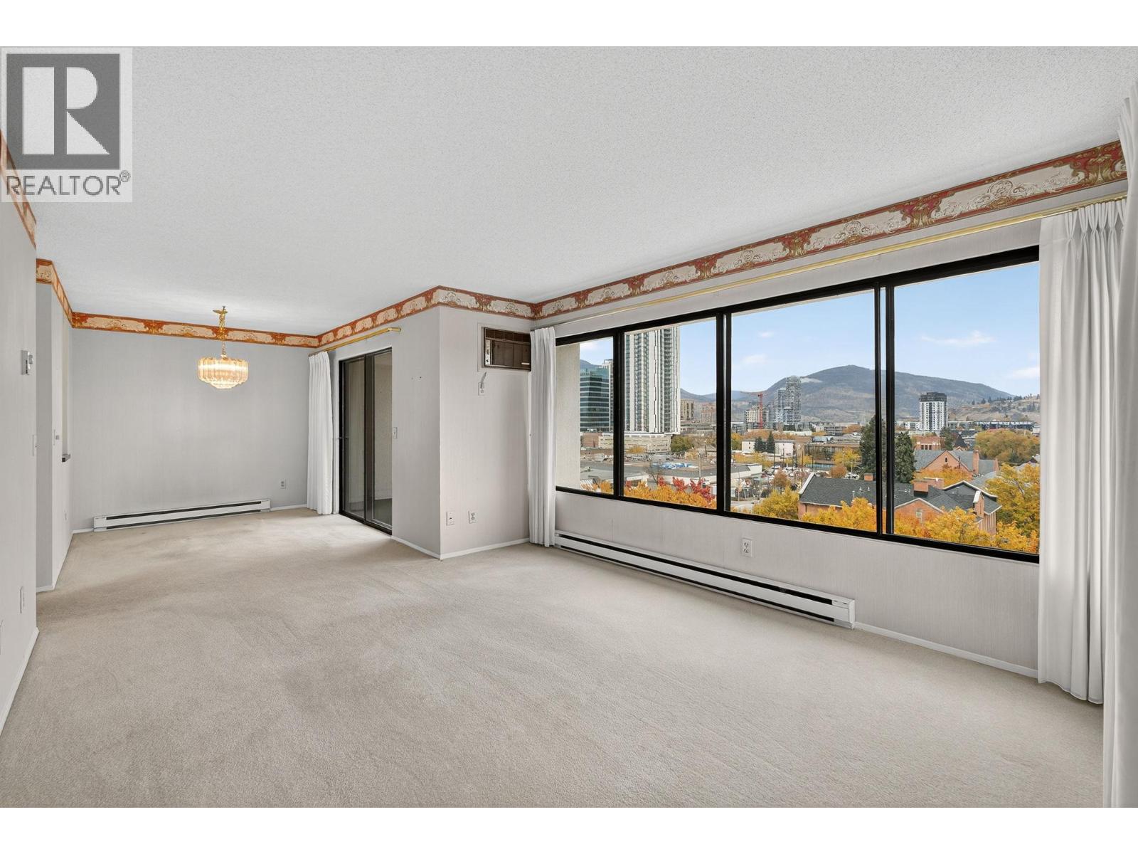 737 Leon Avenue Unit# 905